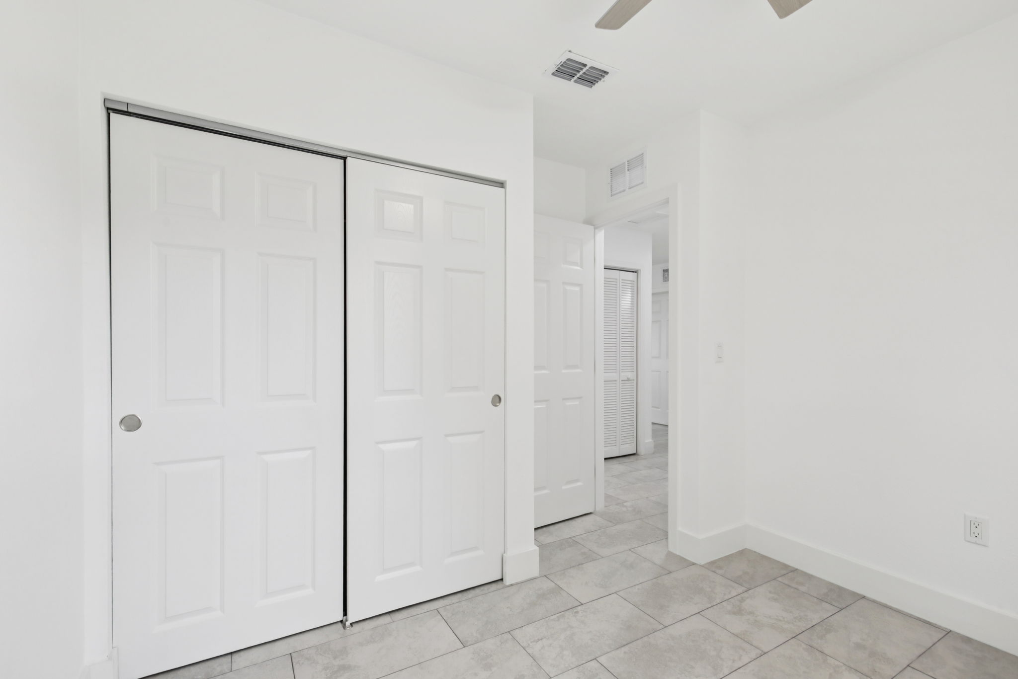Goodrich Ave-L0810-026r