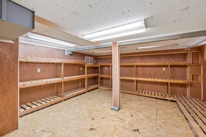 070.jpg