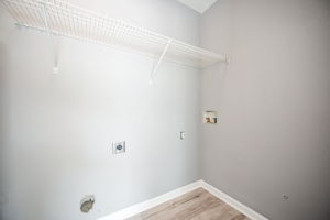  Photo 34