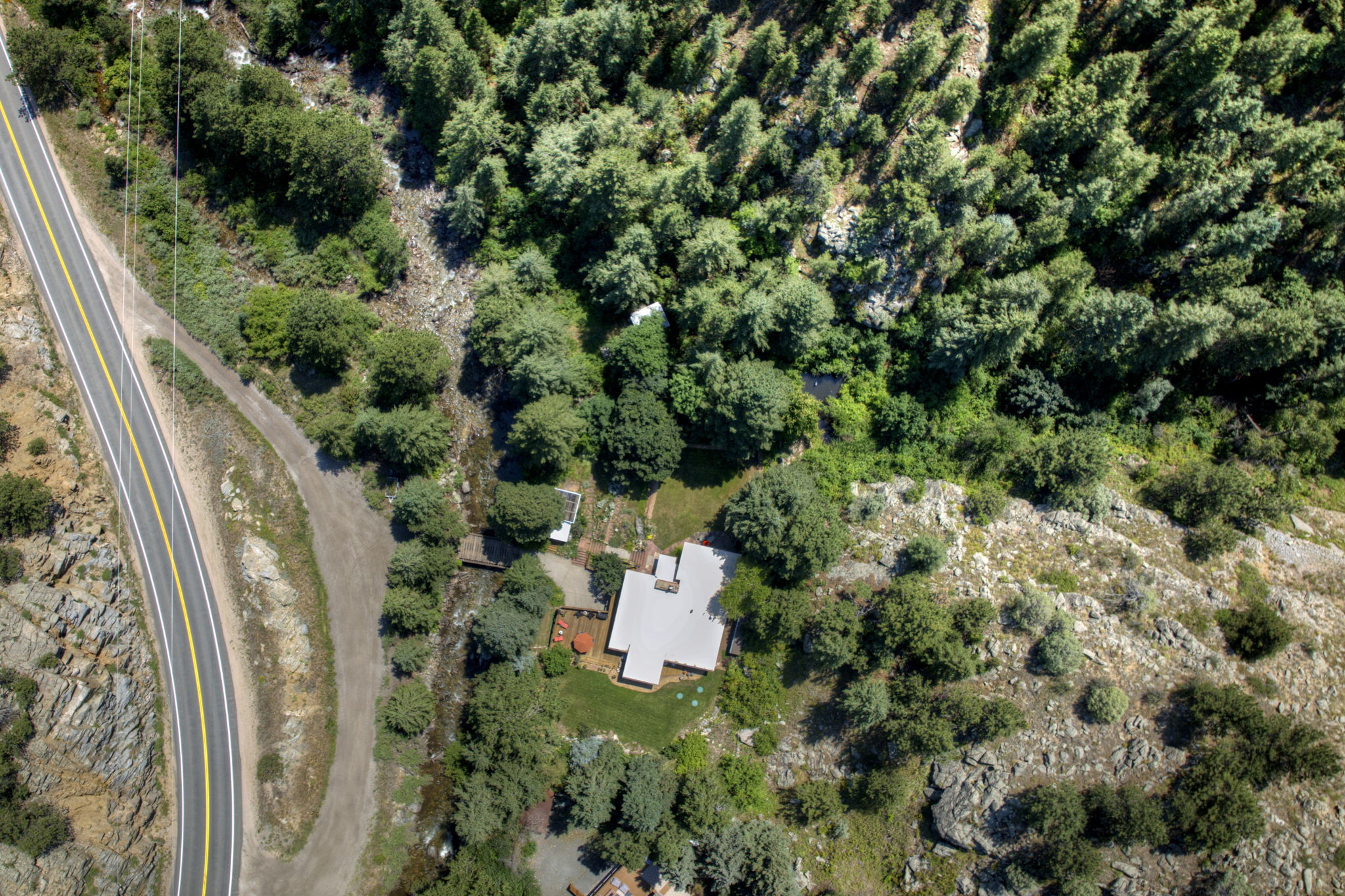 safely exit Boulder Canyon Drive on your private ring road