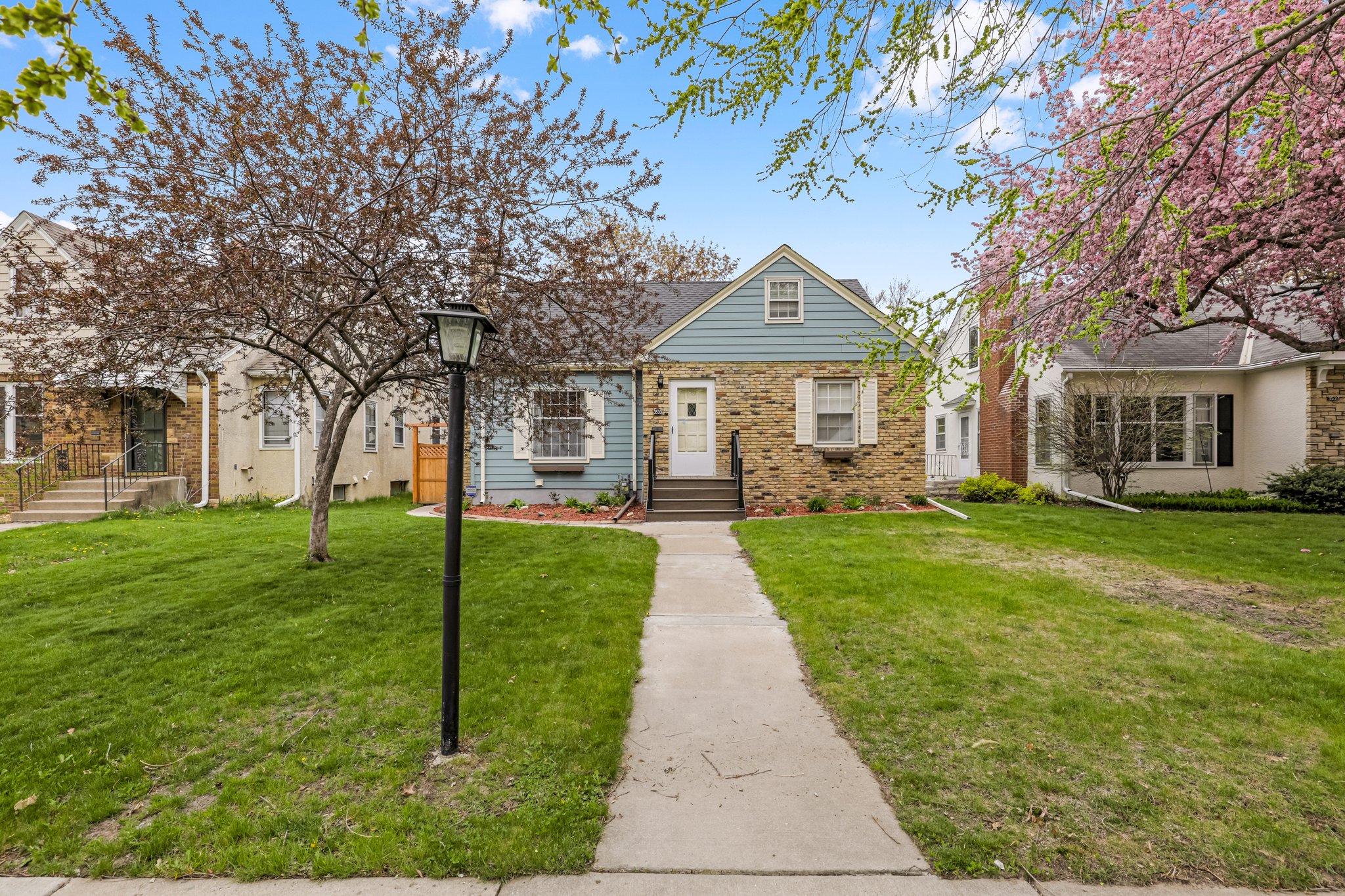 3533 N Washburn Ave, Minneapolis, MN 55412, US Photo 1