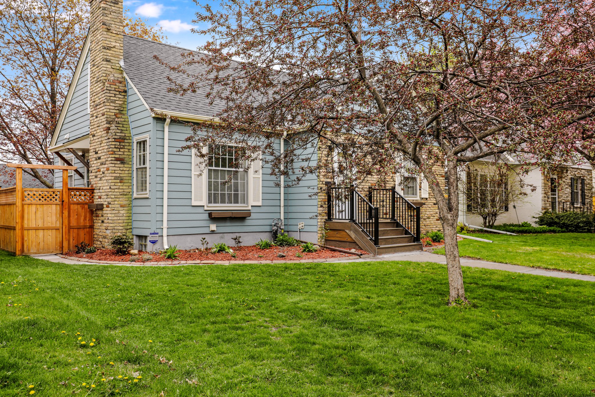 3533 N Washburn Ave, Minneapolis, MN 55412, US Photo 3