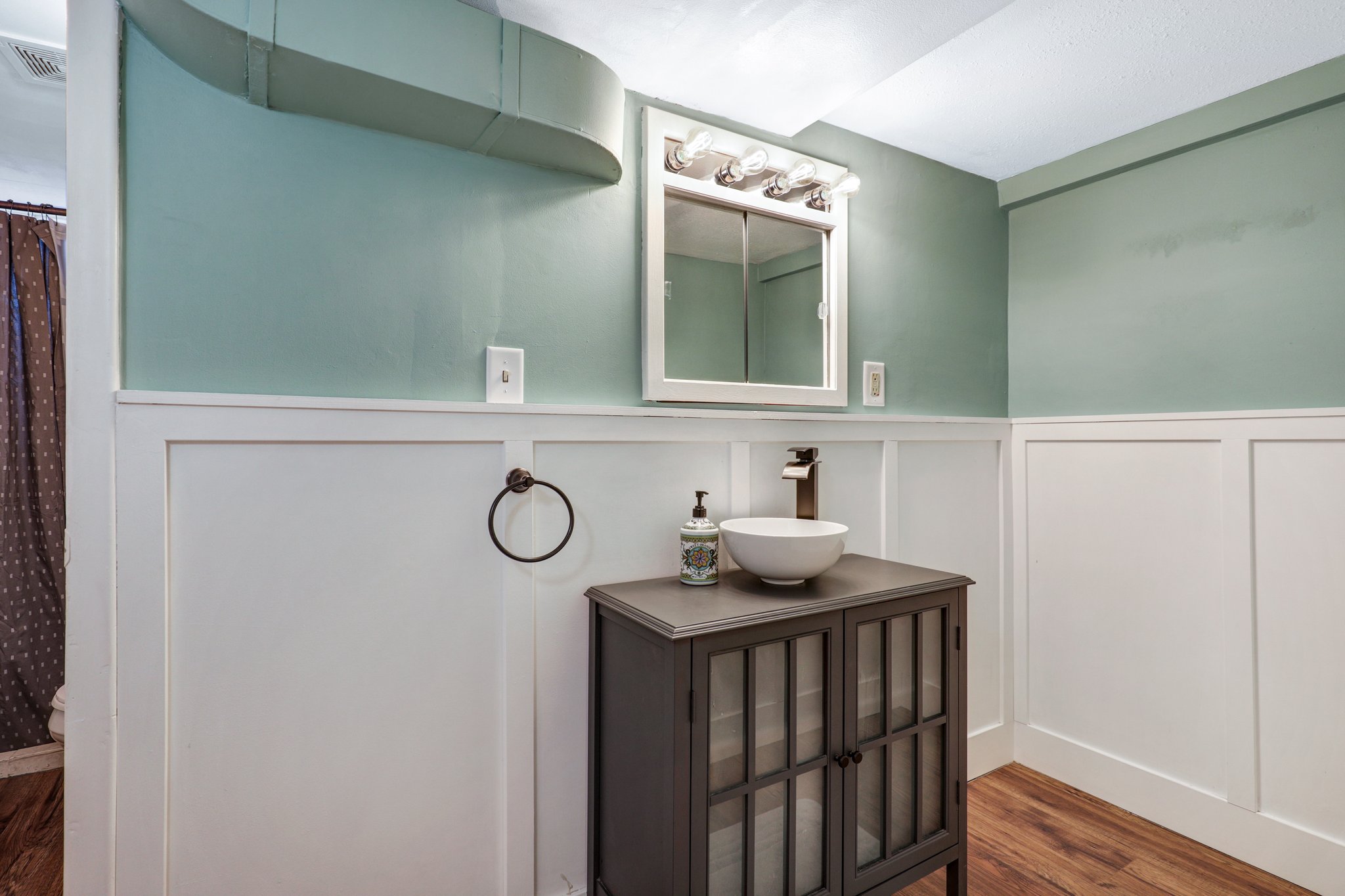 3533 N Washburn Ave, Minneapolis, MN 55412, US Photo 31