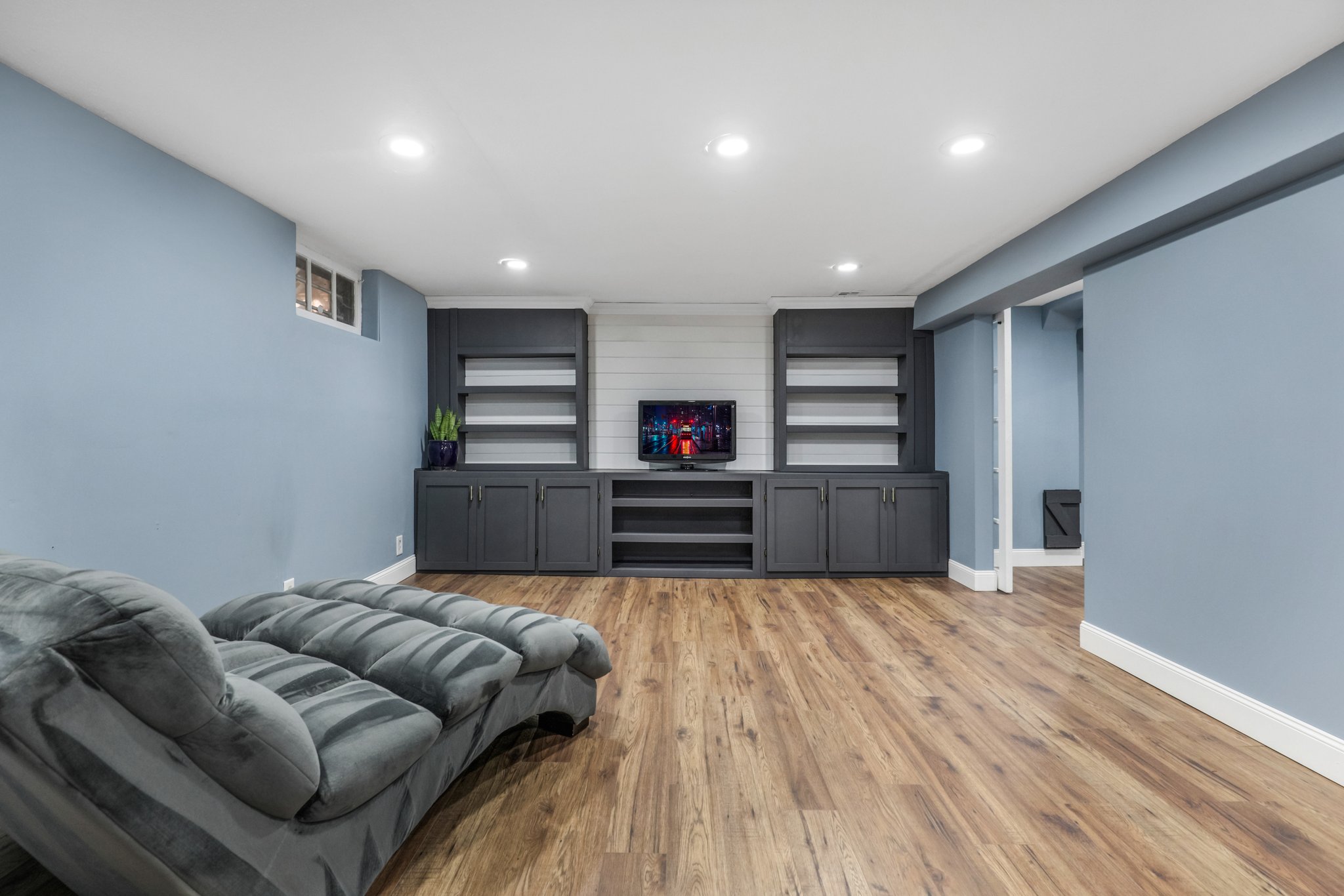 3533 N Washburn Ave, Minneapolis, MN 55412, US Photo 29