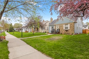 3533 N Washburn Ave, Minneapolis, MN 55412, US Photo 38