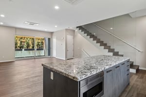 Third Ave-S1806-012.jpg