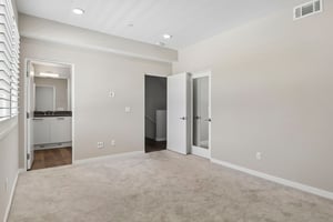 Third Ave-S1806-017.jpg