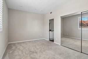 Third Ave-S1806-019.jpg