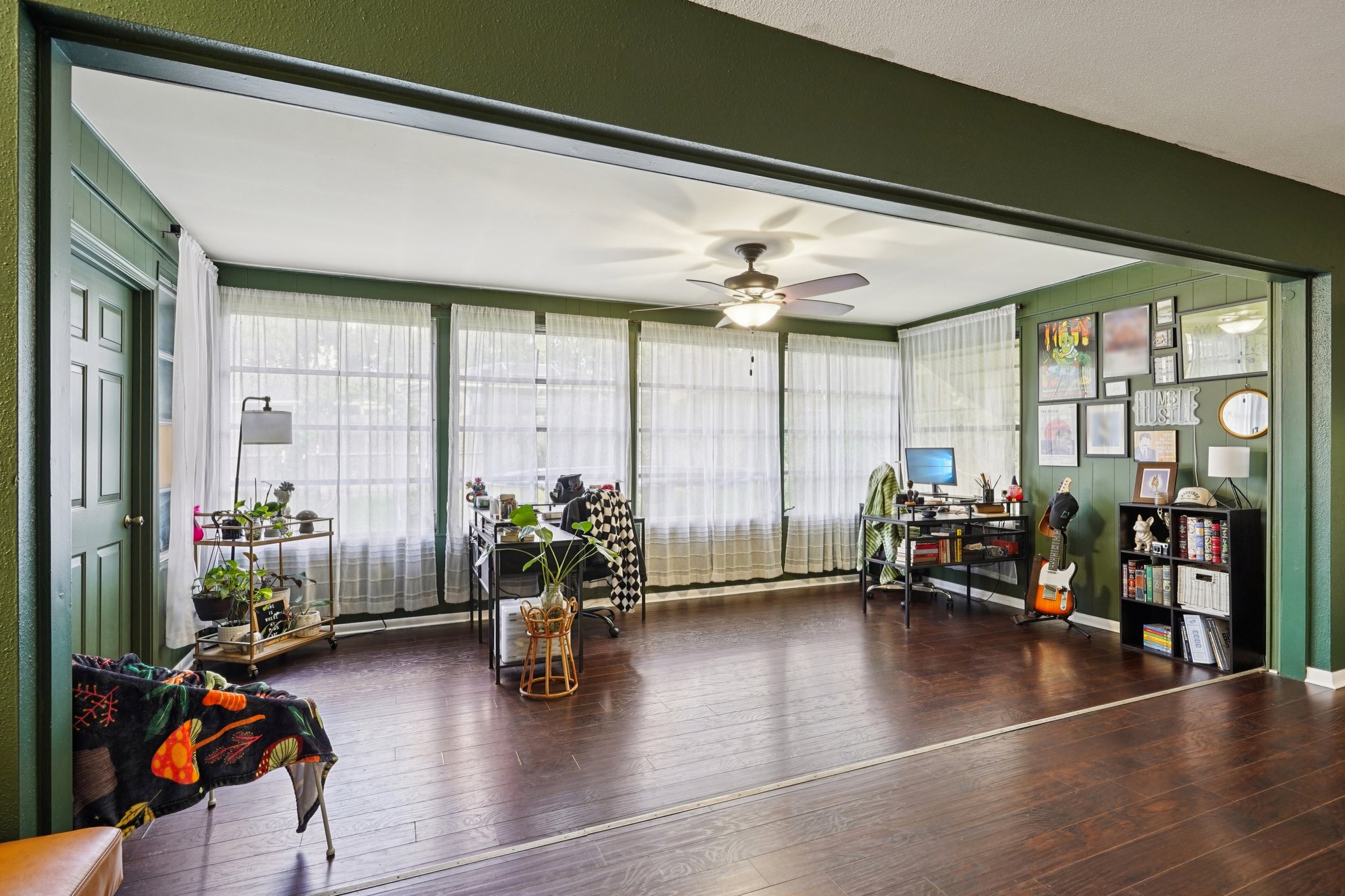 Lake Unity Rd-S1010-010.jpg