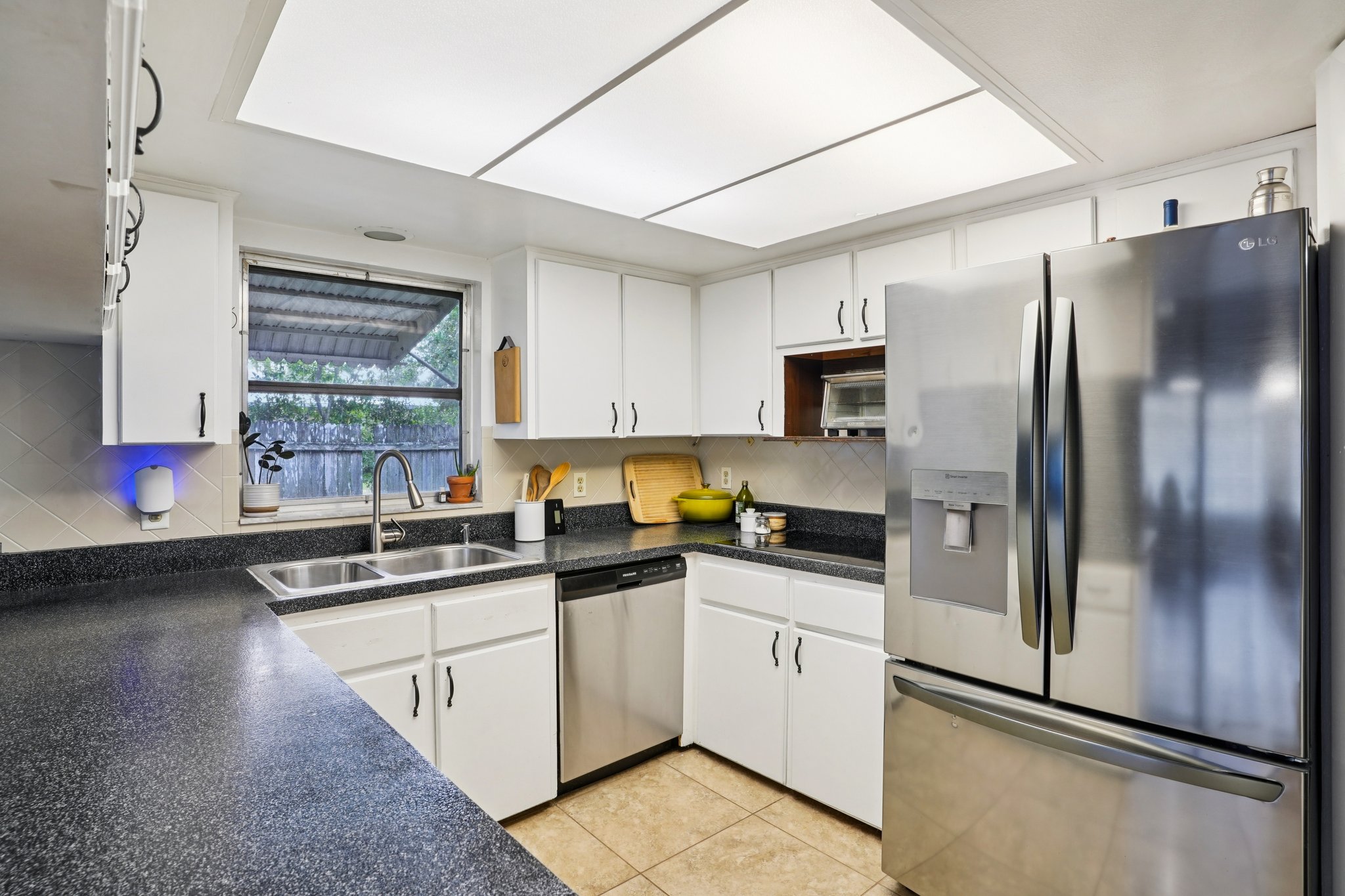 Lake Unity Rd-S1010-016.jpg