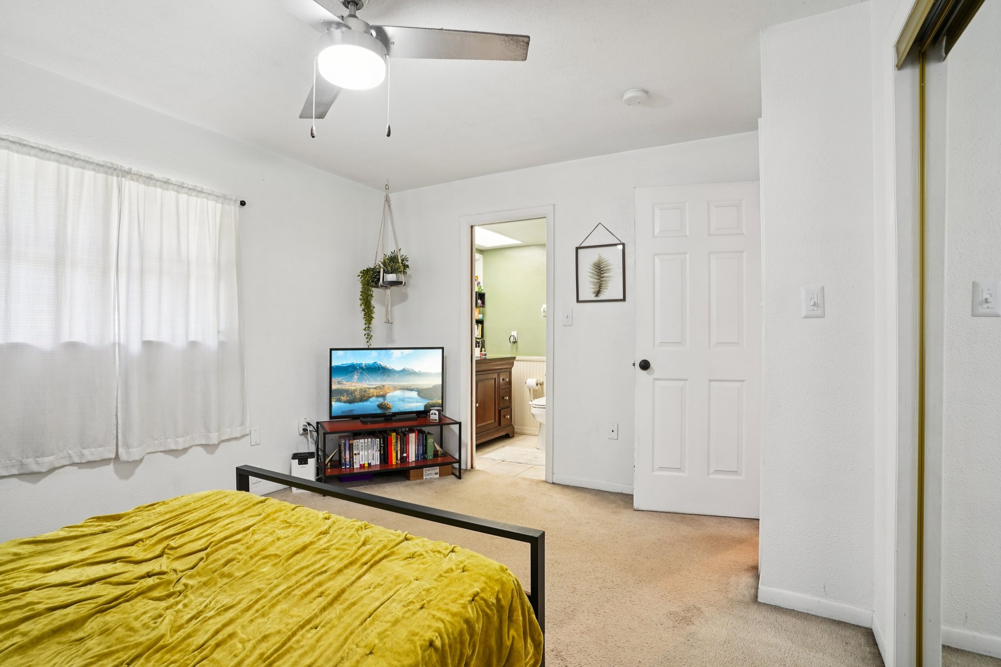 Lake Unity Rd-S1010-028.jpg