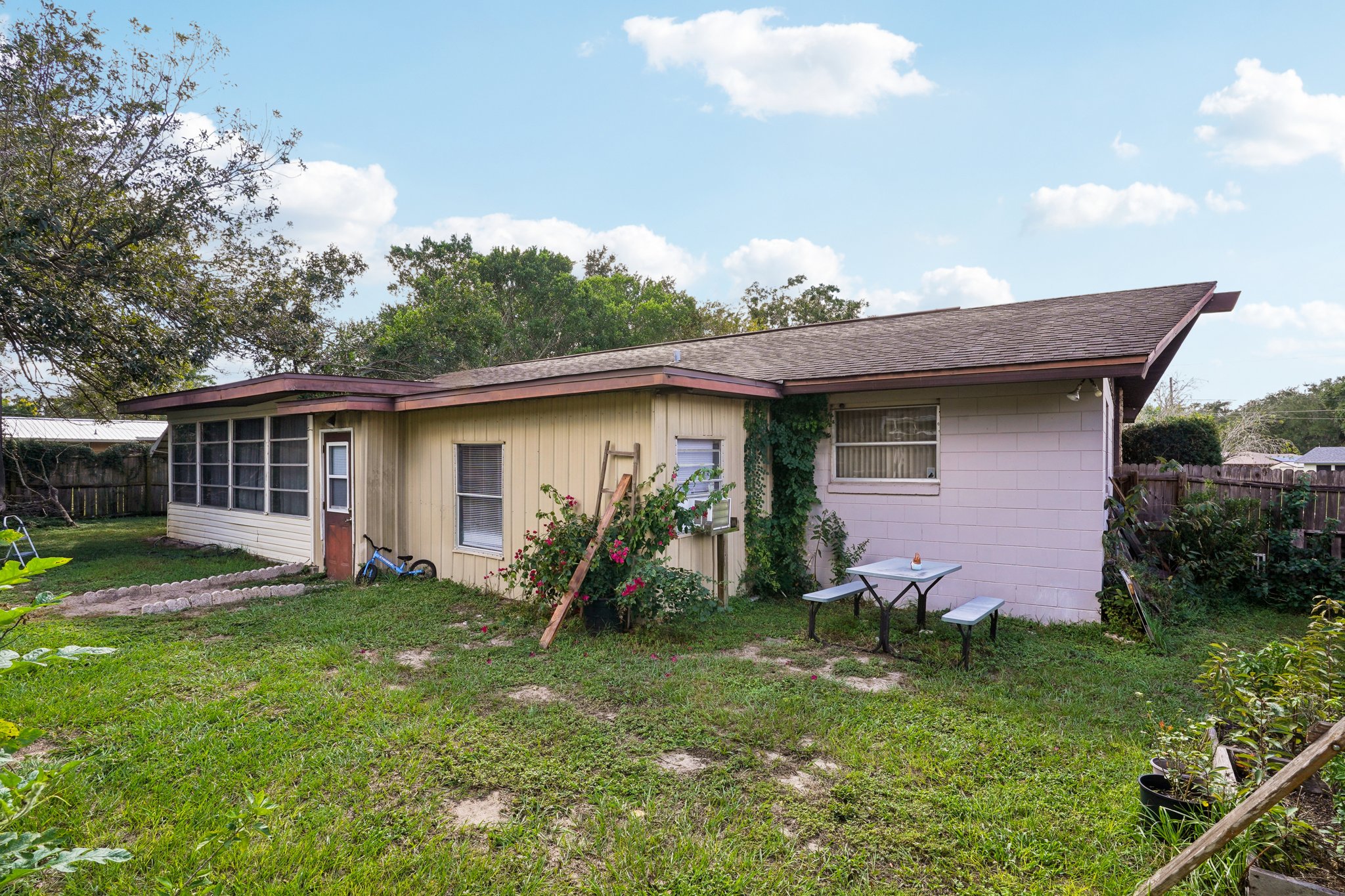 Lake Unity Rd-S1010-039.jpg