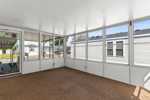 Screened-in Porch