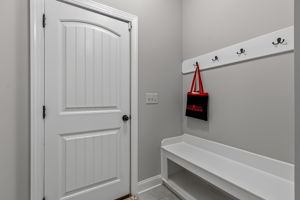  Photo 33