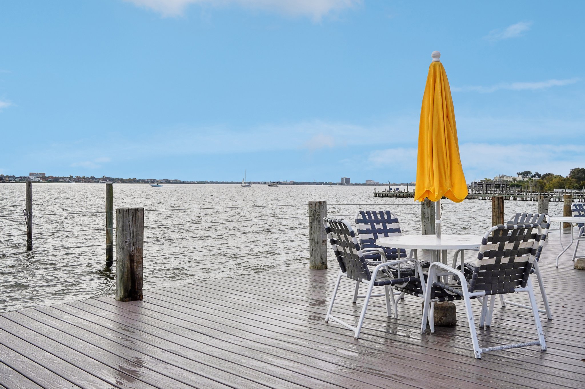 Nasa Pkwy-1412-905.jpg