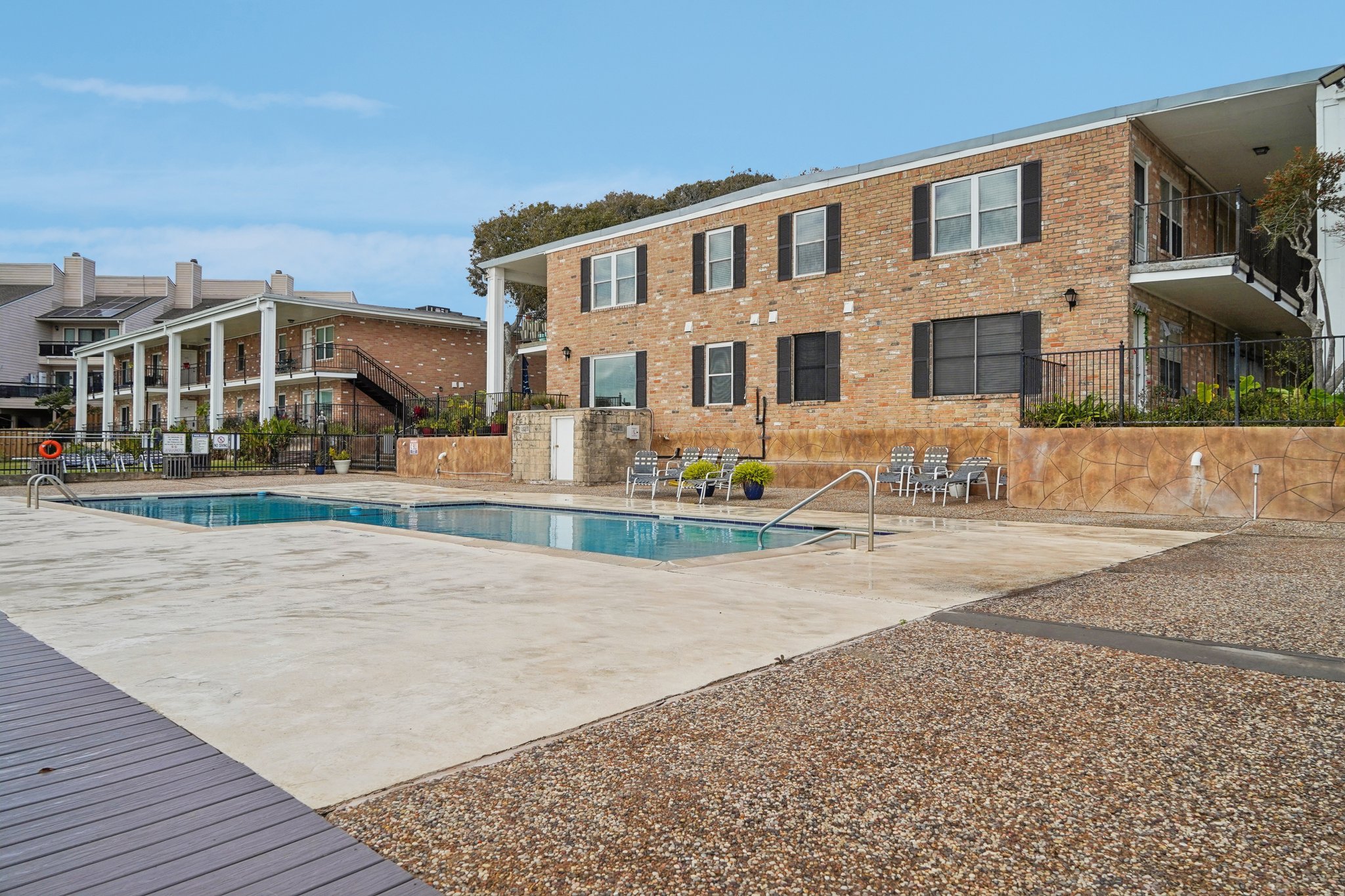 Nasa Pkwy-1412-906.jpg