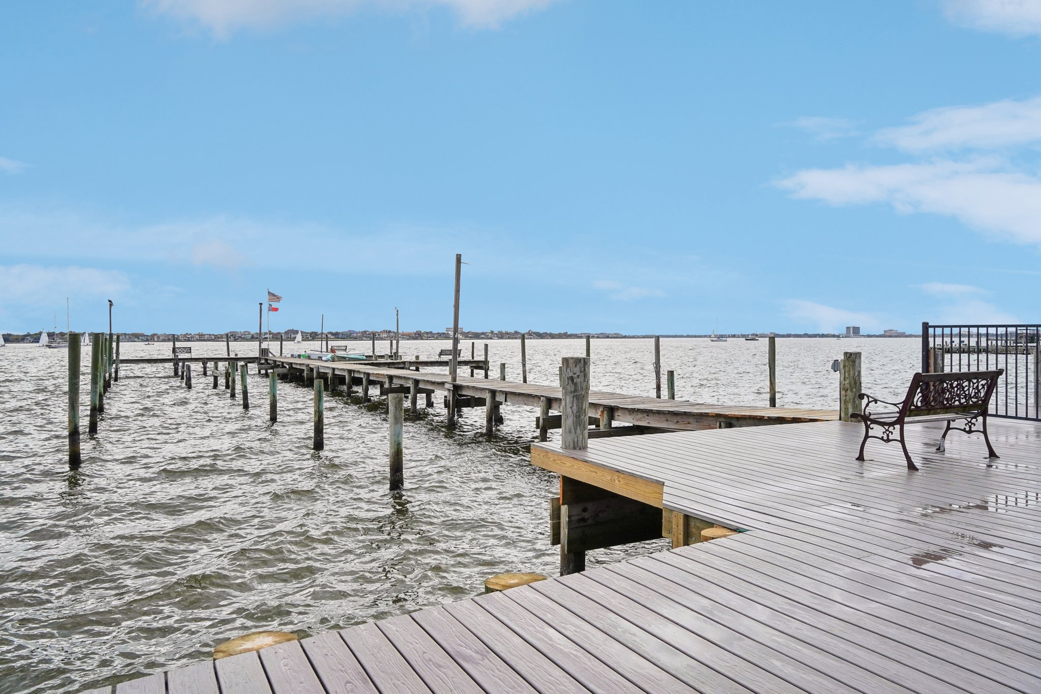 Nasa Pkwy-1412-907.jpg