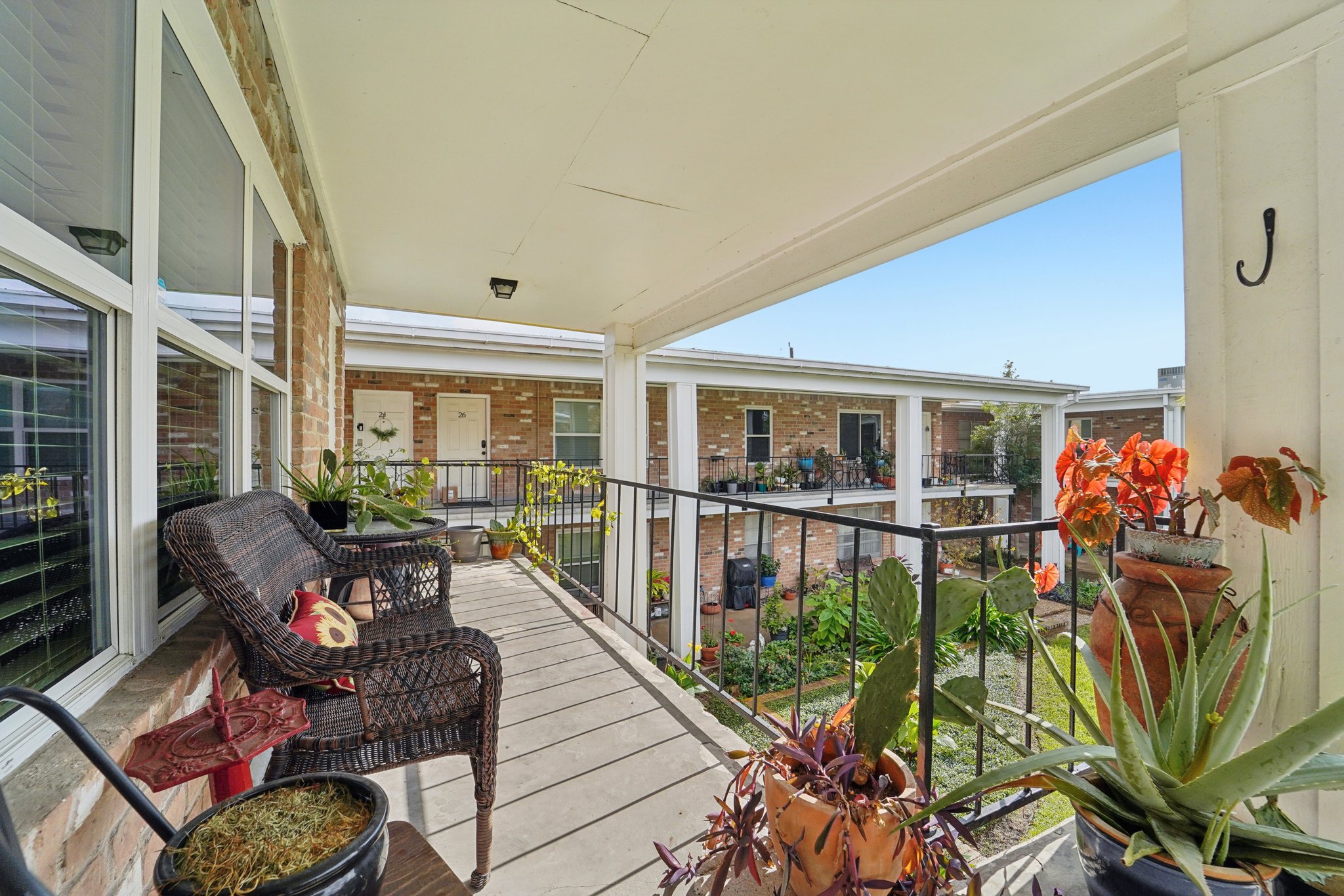 Nasa Pkwy-S1412-003.jpg