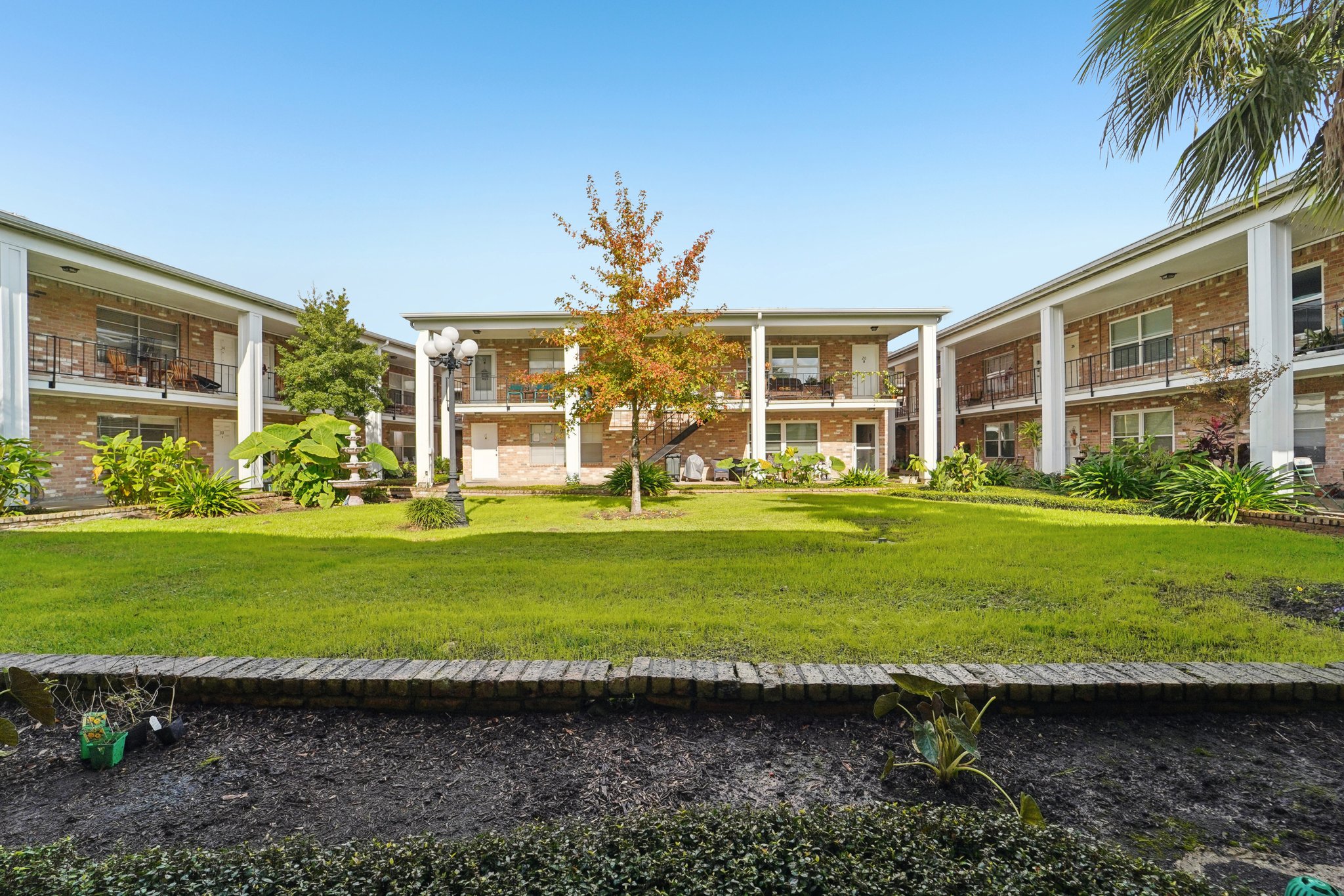 Nasa Pkwy-S1412-005.jpg