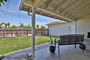 Photo 41