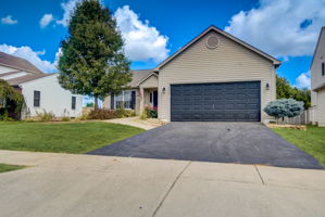 Cove Lake Ln-002