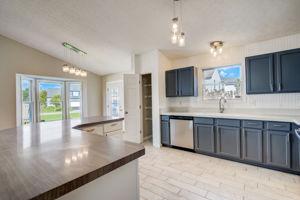 Cove Lake Ln-019