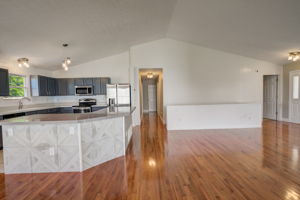 Cove Lake Ln-014