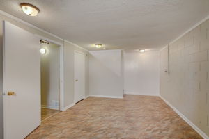 Cove Lake Ln-036