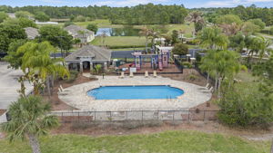 Holly Trace