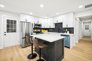Brooks Ave SW-L0805-017.jpg