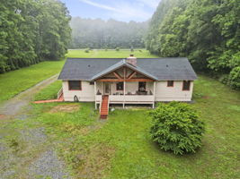  Photo 0