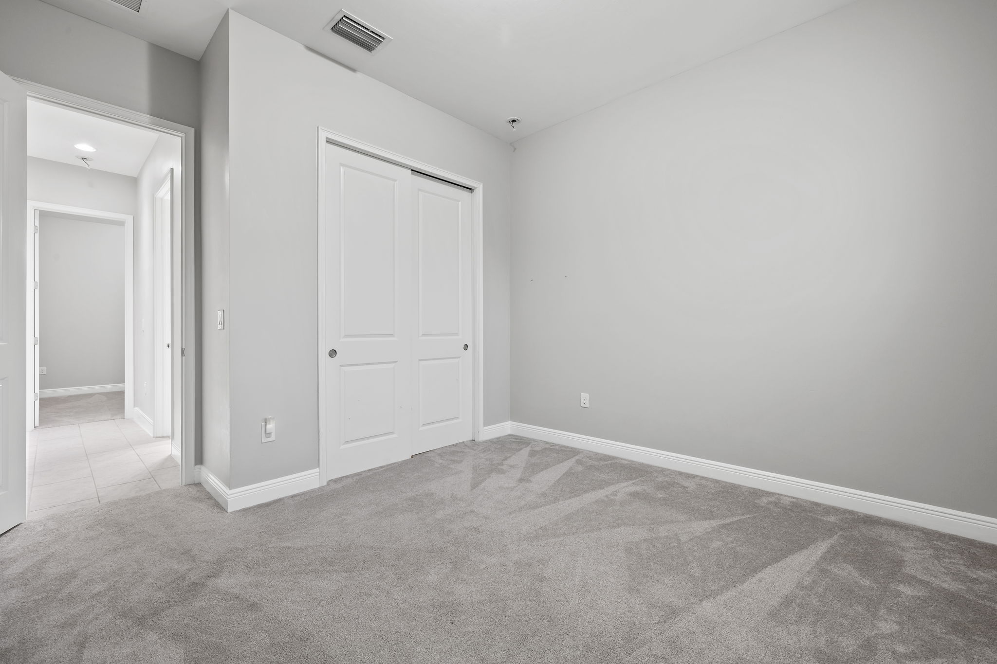 Guest Bedroom 1-2
