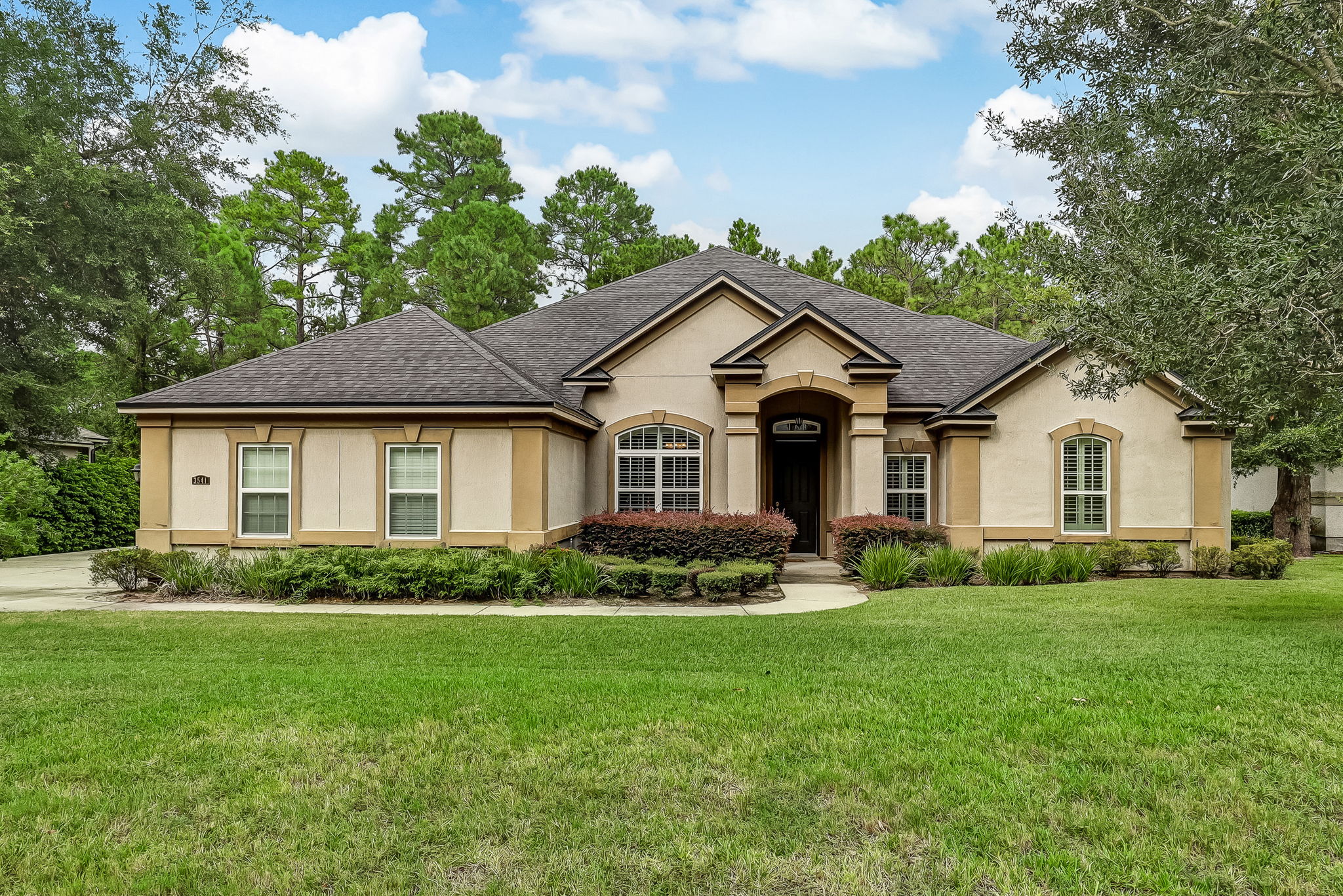 Welcome to 3541 Shinnecock Ln