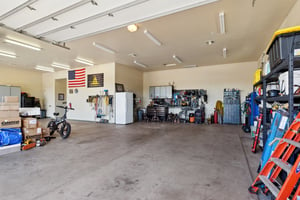 Air conditioned 4 car garage