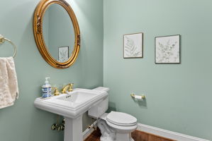  Photo 44