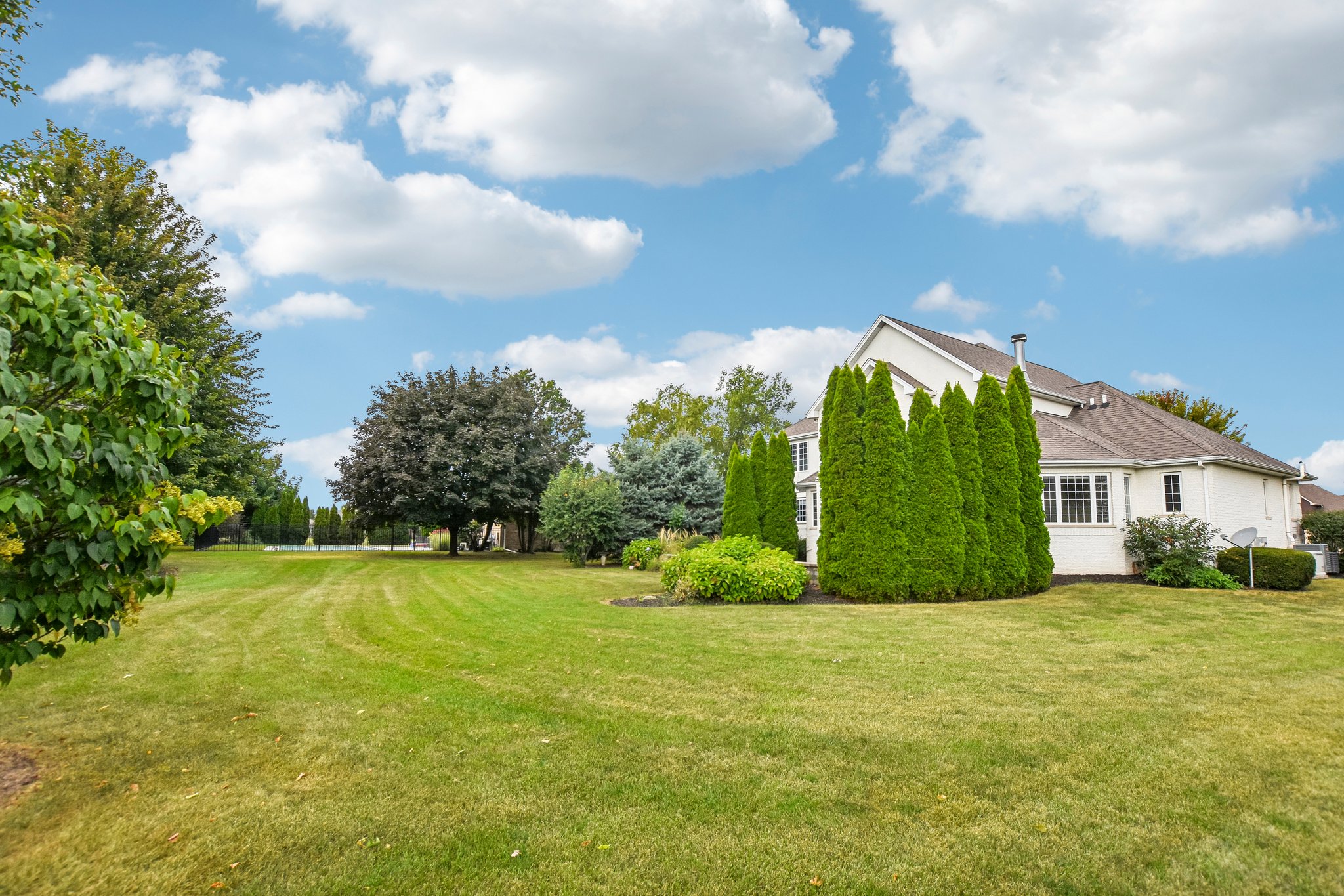 W Nettle Creek Dr-S1609-058.jpg