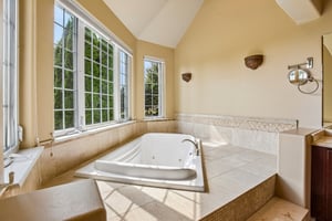 W Nettle Creek Dr-S1609-031.jpg