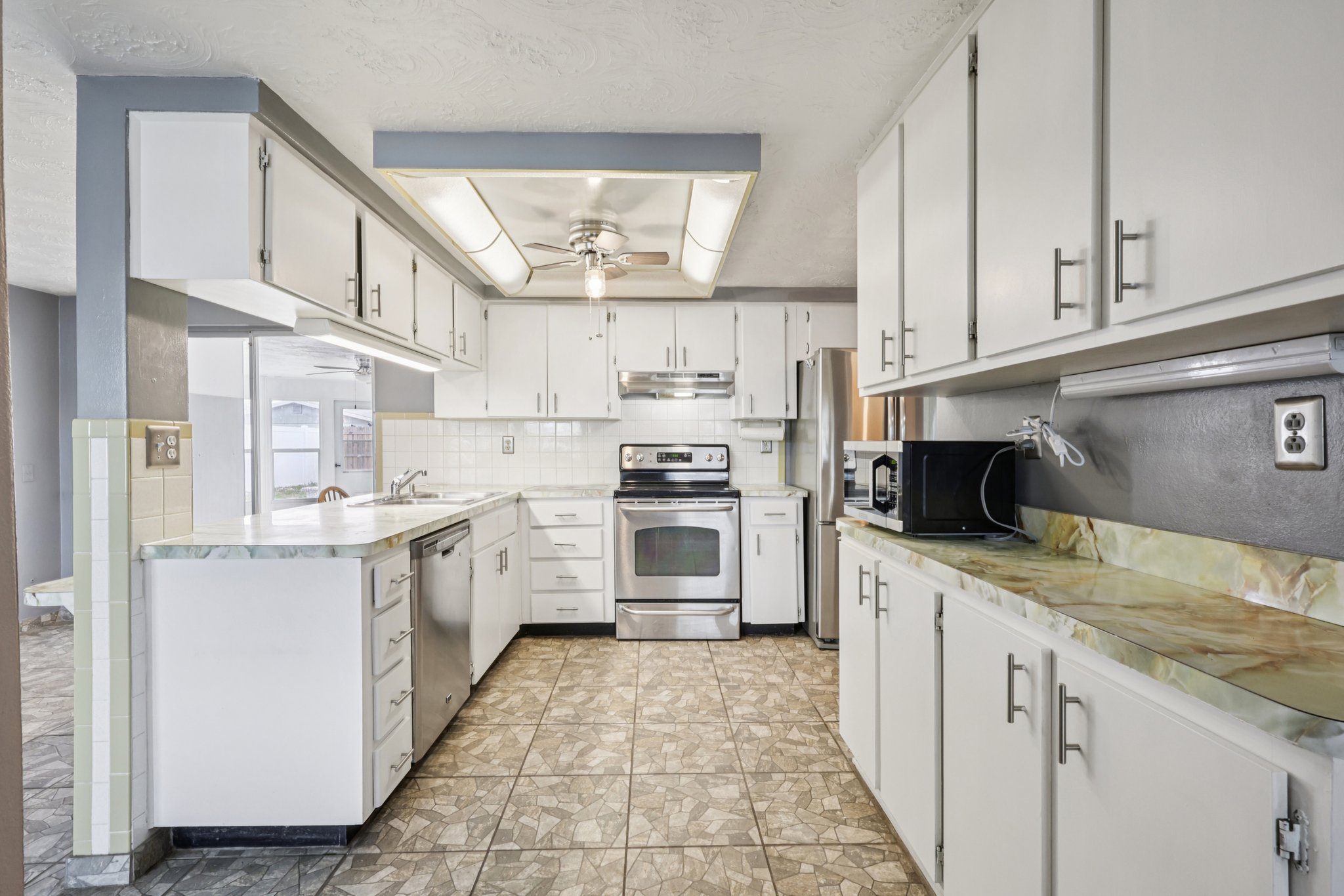 Darlington Rd-S1504-016.jpg