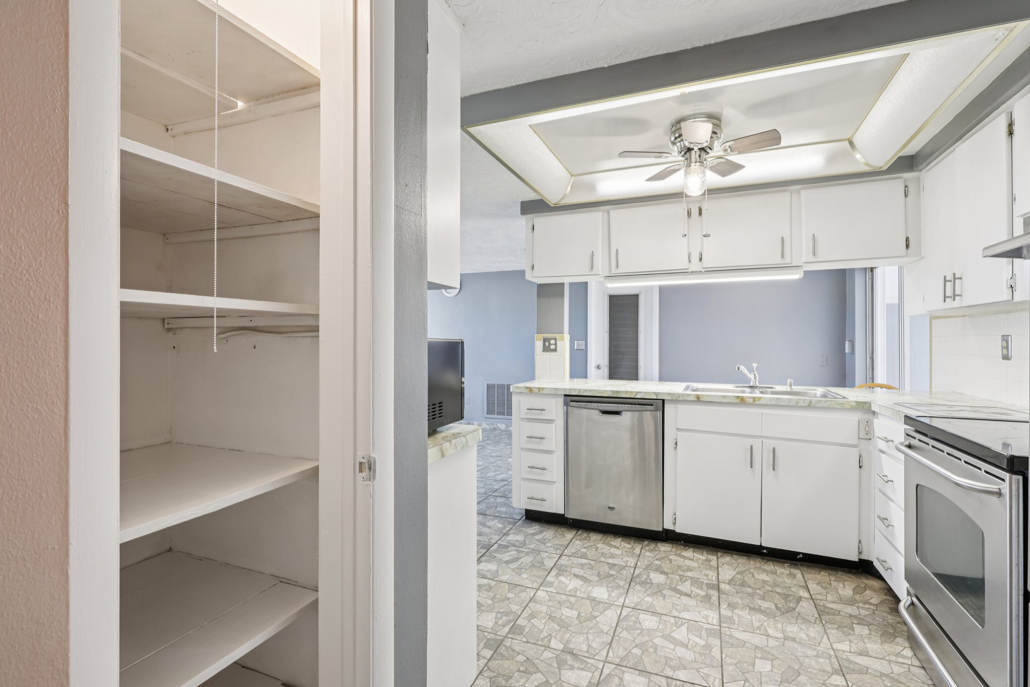 Darlington Rd-S1504-019.jpg