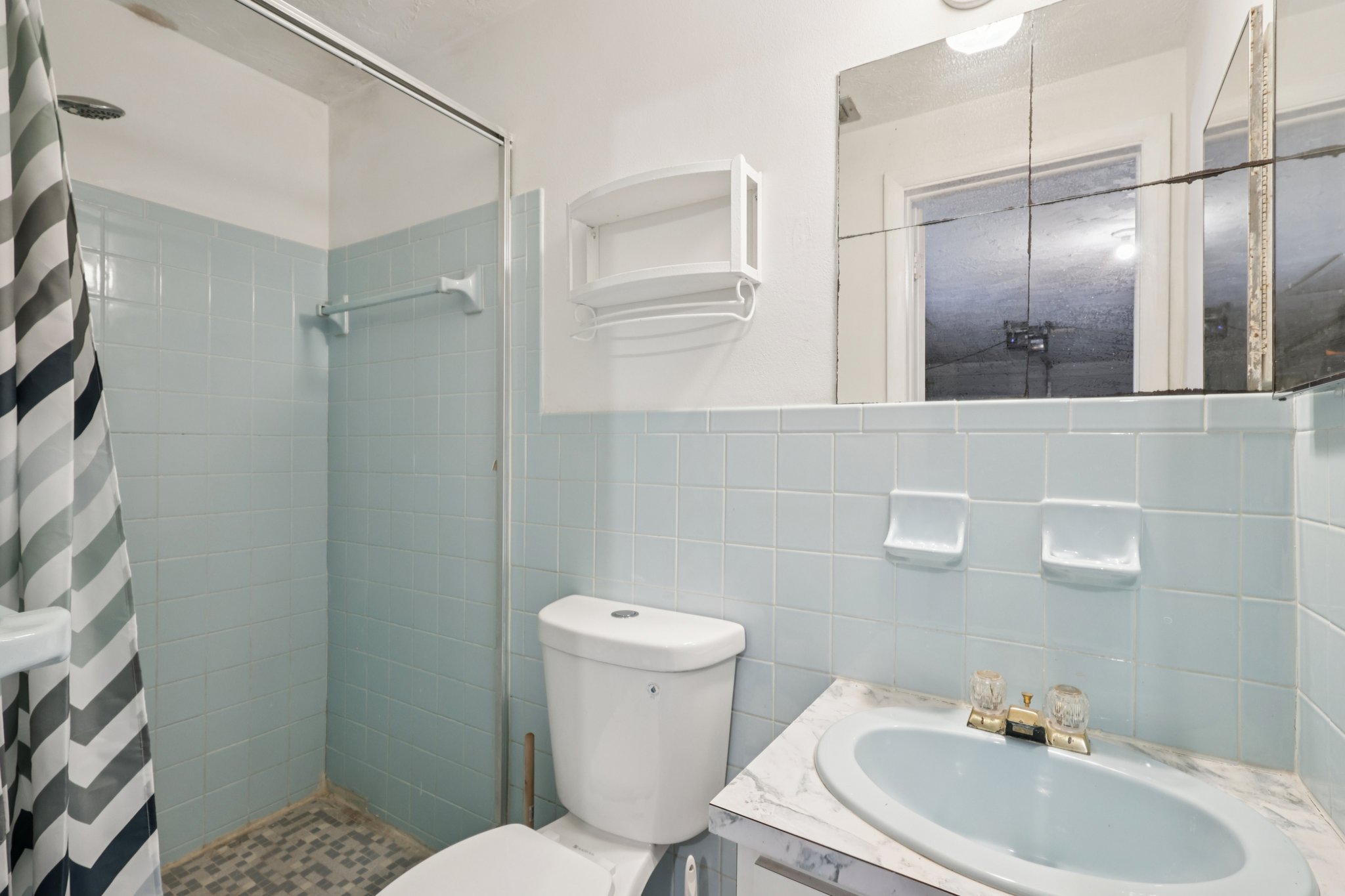 Darlington Rd-S1504-020.jpg