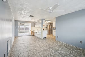 Darlington Rd-S1504-014.jpg