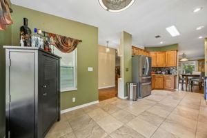 Kitchen/Breakfast Area