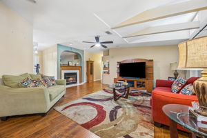 Living Room/Dining Room