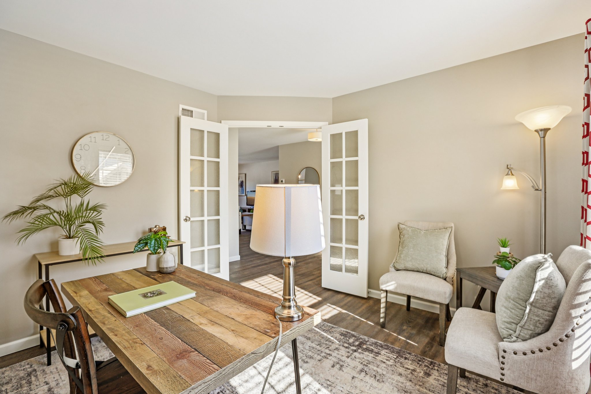 Azalea Dr-S0102-1-003.jpg