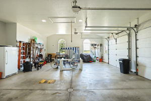  Photo 49