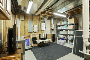  Photo 46