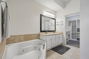 E Ohio St 223-S0307-033.jpg