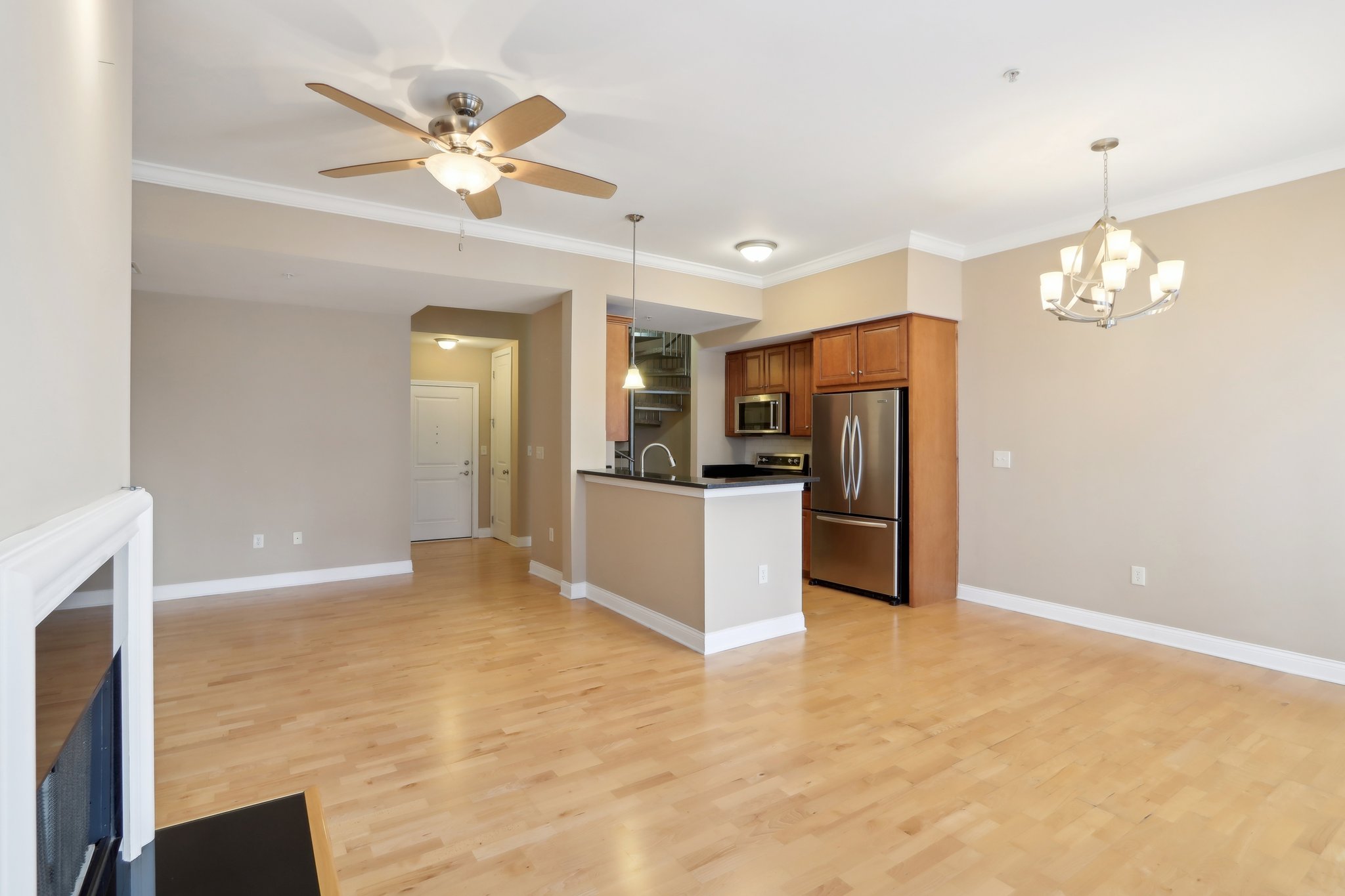 E Ohio St 309-05042025-008.jpg