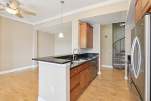 E Ohio St 309-05042025-011.jpg