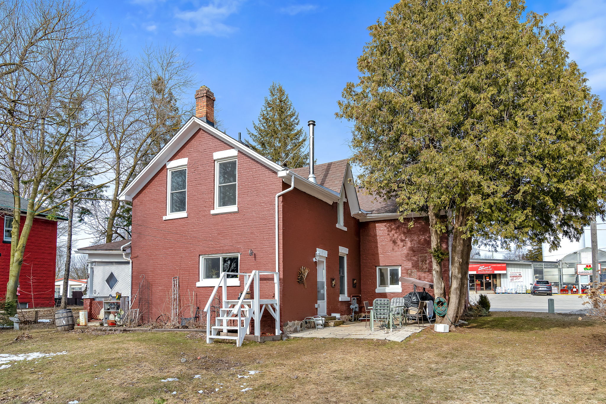  355 Main St S, Mount Forest, ON N0G 2L3, US Photo 44